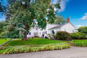 Benton Farmhouse